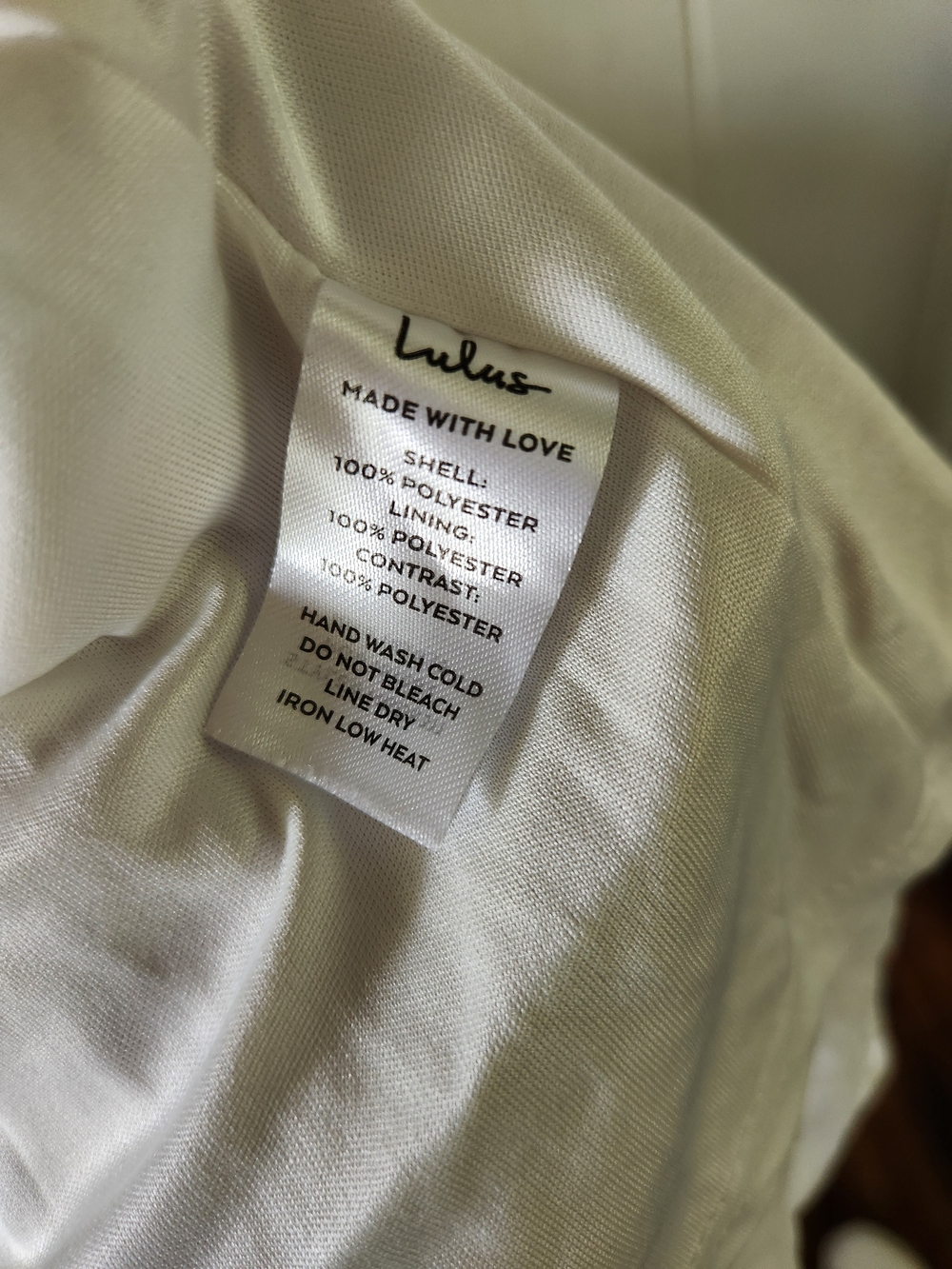 Lulu's White Textured Maxi Dress with Delicate Appliqué Size L - Picture 5 of 5